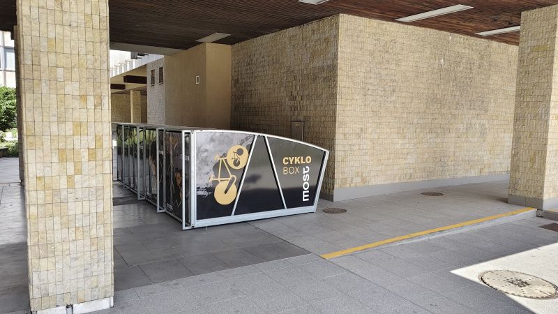 Bike Box - Most, street Radnicni