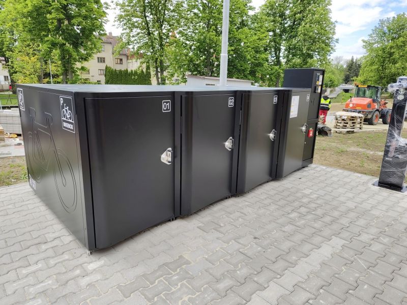 Bike Box - Pelhřimov, near shopping center